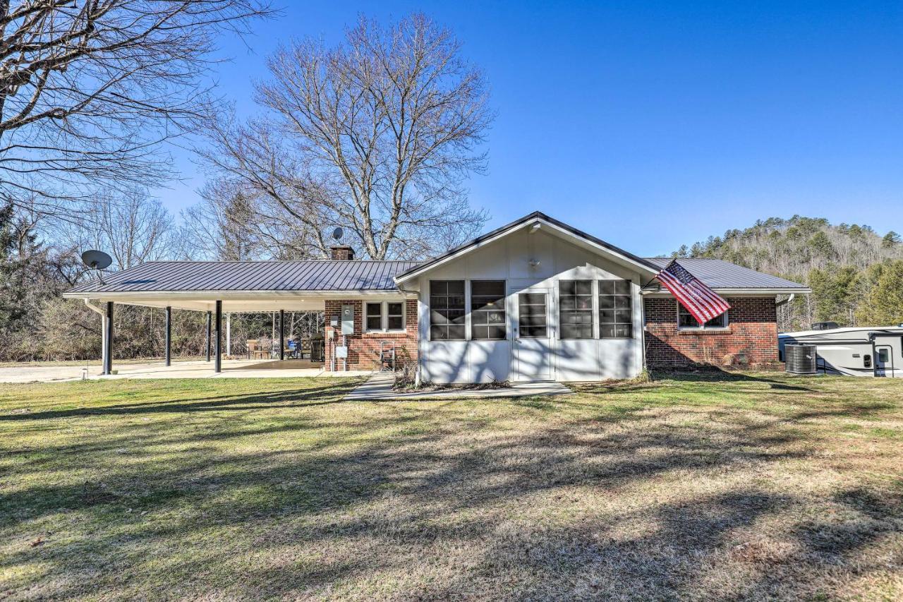 Vila Blue Ridge Mountain Escape With Hot Tub, Grill! Brevard Exteriér fotografie